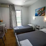 Golden Dolphin Studios&apartments Alykes (Zakynthos)