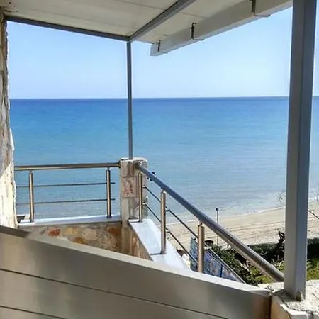 Golden Dolphin Studios&apartments 3* Alykes (Zakynthos)