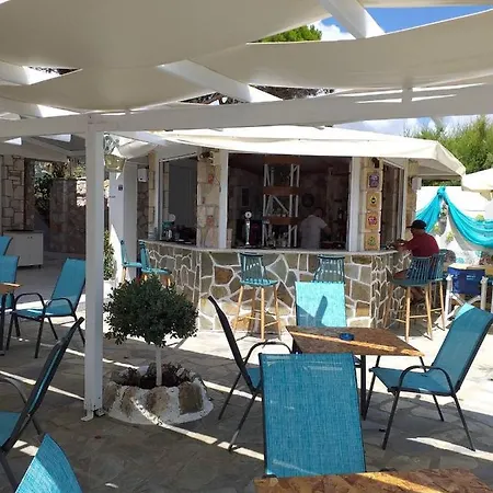 아파트호텔 Golden Dolphin &