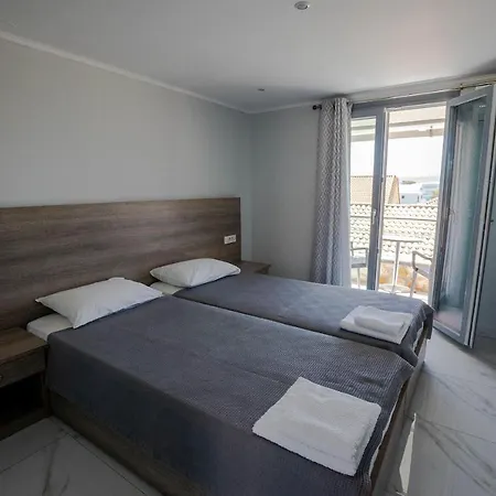 Golden Dolphin & Hotel apartamentowy