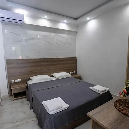 Golden Dolphin & Hotel apartamentowy 3*