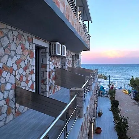 Aparthotel Golden Dolphin Studios&apartments 3*