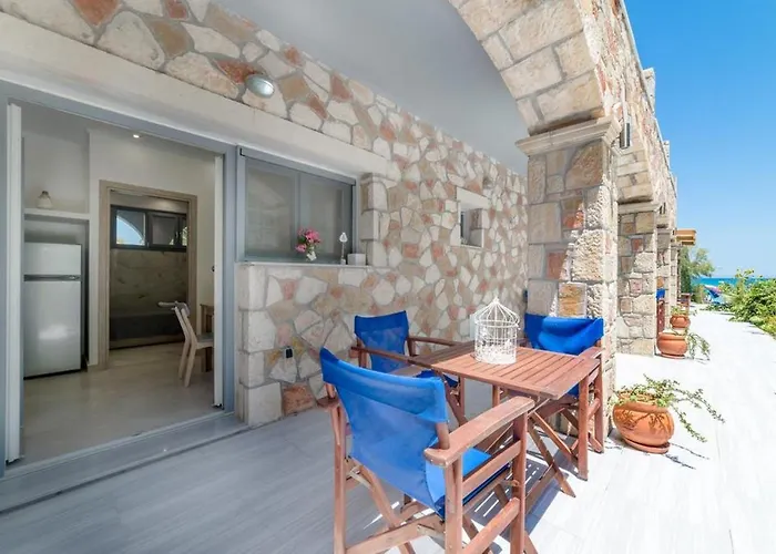 Apartahotel Golden Dolphin & 3*